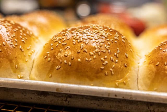 How to Make Homemade Hamburger Buns